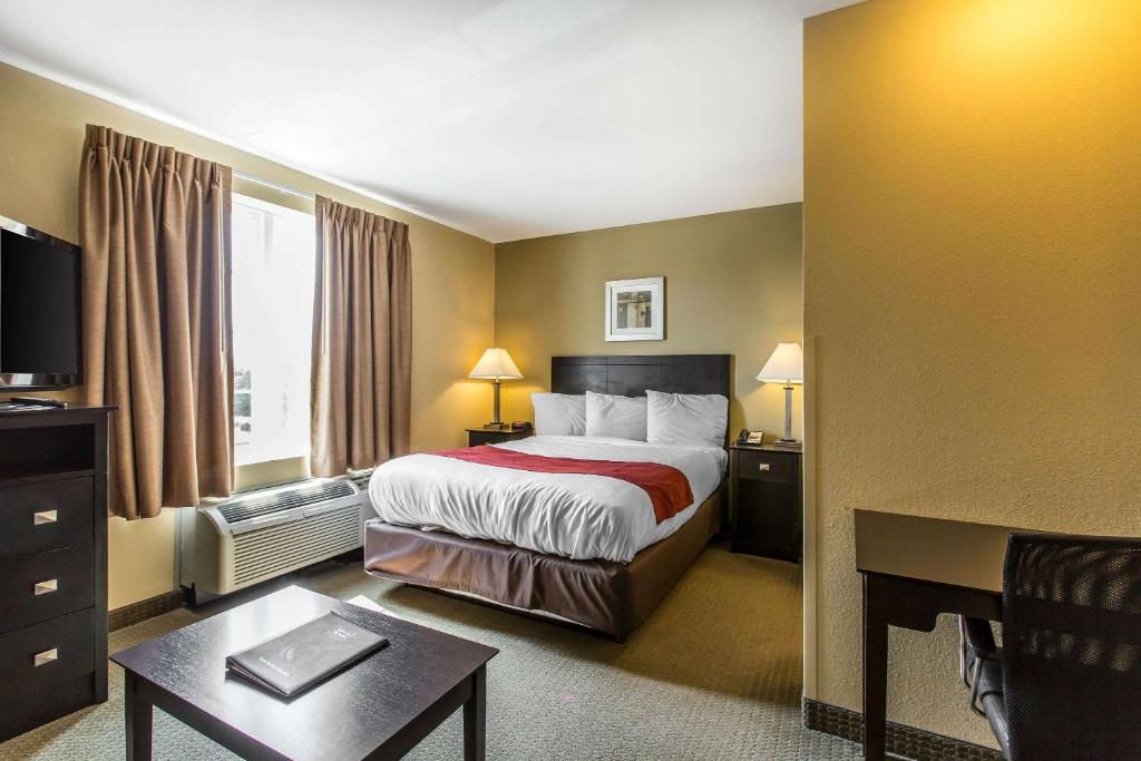 MainStay Suites Camp Lejeune - image 3