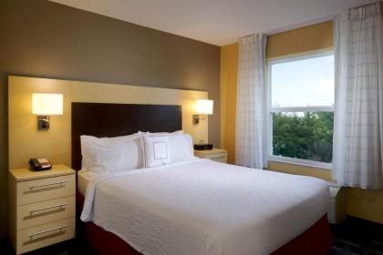 TownePlace Suites by Marriott Jacksonville - image 12