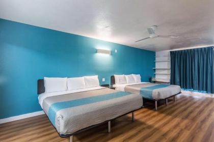 Trade Wind Motel - image 13