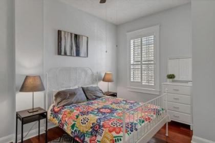 Comfy 2 BR apt with bunk beds   very pet friendly Jacksonville