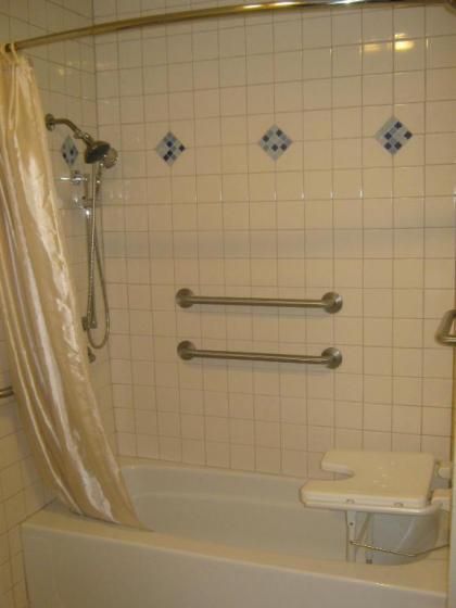 Jamestown Railtown Motel - image 13