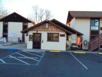 Jamestown Railtown Motel - image 14