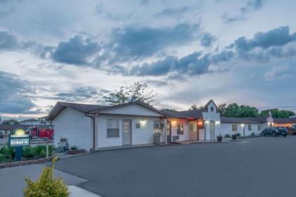 Days Inn by Wyndham Jamestown - image 14