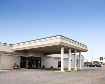 Quality Inn And Suites Jamestown Nd