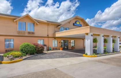 Days Inn by Wyndham Jasper Jasper Indiana