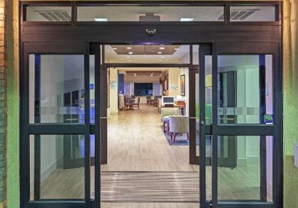 Holiday Inn Express Hotel and Suites Jasper - image 13