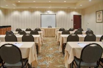 Holiday Inn Express Hotel and Suites Jasper - image 3