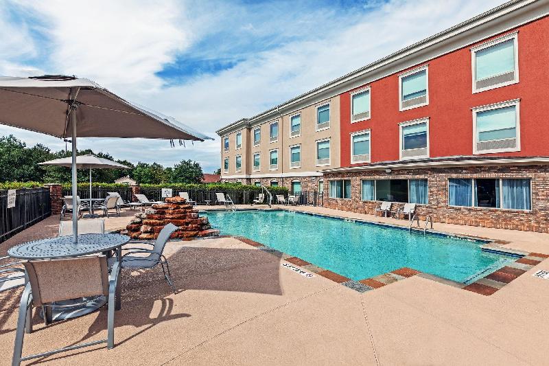 Holiday Inn Express Hotel and Suites Jasper - image 7