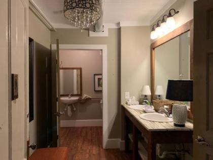 Woodbridge Inn - image 2