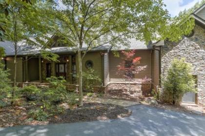 Field of Stars Luxury Rental Home in Big Canoe