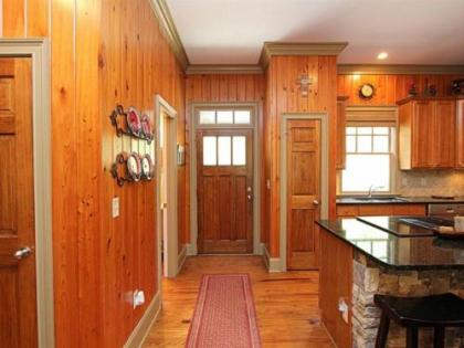 Tippy Canoe Lodge Rental Home in Big Canoe
