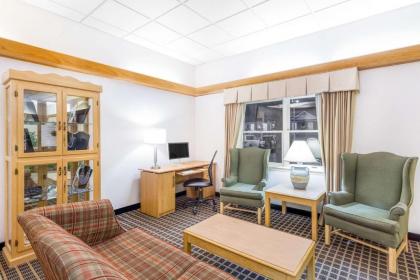 Days Inn by Wyndham Jefferson - image 11