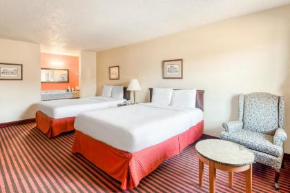 OYO Hotel Jefferson TX Hwy 59 - image 13
