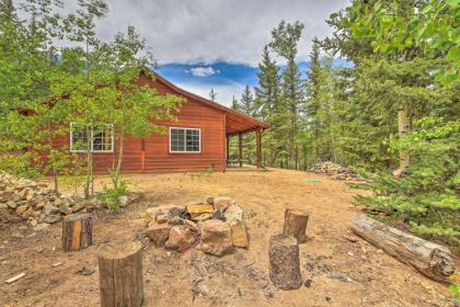 Serene Cabin on 3 Wooded Acres-20 Min to Fairplay