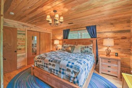 Serene Cabin on 3 Wooded Acres-20 Min to Fairplay - image 12