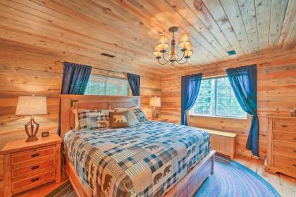 Serene Cabin on 3 Wooded Acres-20 Min to Fairplay - image 6