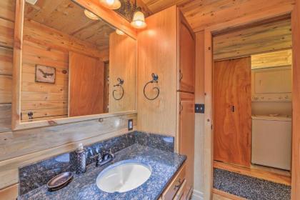 Serene Cabin on 3 Wooded Acres-20 Min to Fairplay - image 9