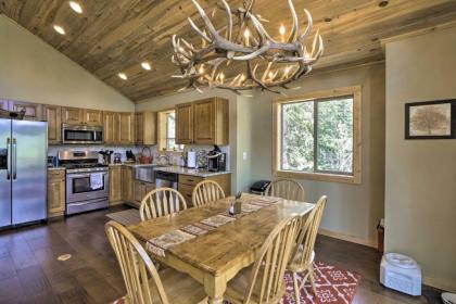 Large Cabin with Mtn Views Near Jefferson Lake! - image 6