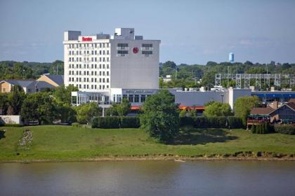 Sheraton Louisville Riverside Hotel - image 14
