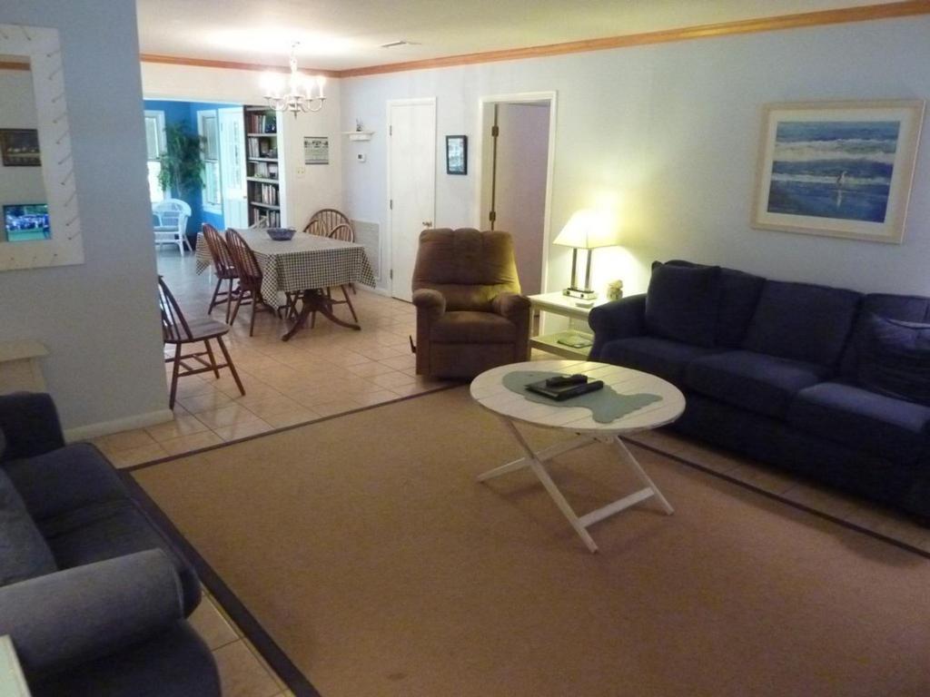 AMERICAN PIE by Jekyll Realty - image 3