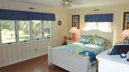 BLACKBEARDS HIDEAWAY by Jekyll Realty - image 14