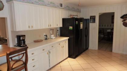 BLACKBEARDS HIDEAWAY by Jekyll Realty - image 18