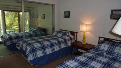 COTTAGE BY THE SEA - Unit A by Jekyll Realty - image 2