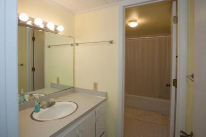 SEA COTTAGE APARTMENT by Jekyll Realty - image 2