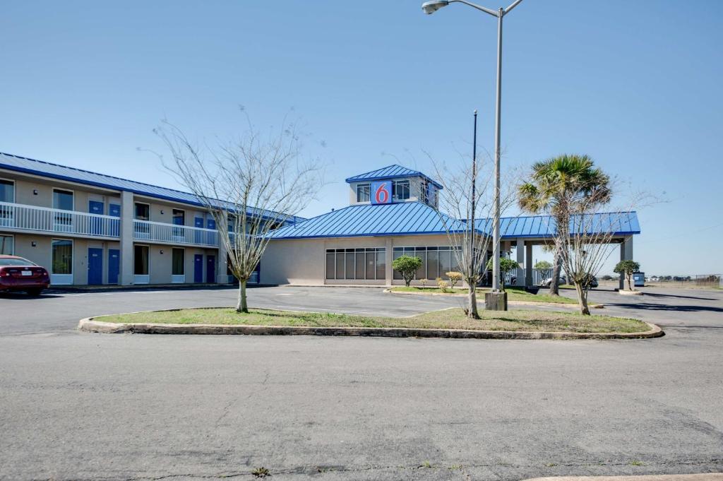Motel 6-Jennings LA - image 3