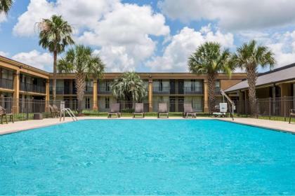 Days Inn by Wyndham Jennings - image 6