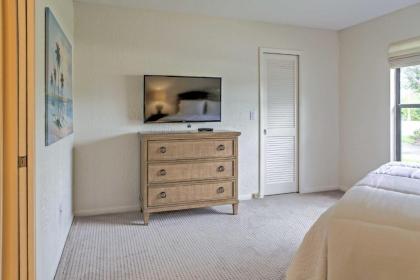 Sand Dollar Island Home - Walk to Beach and Pool! - image 6