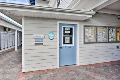 Beautifully Decorated Nettles Island Beach House - image 12