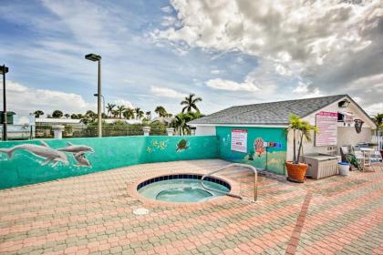 Beautifully Decorated Nettles Island Beach House - image 3