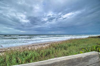 Jensen Beach Cottage with Marina and Beach Access! - image 11