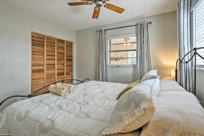 Pet-Friendly Jensen Beach Home Walk to Beach - image 13