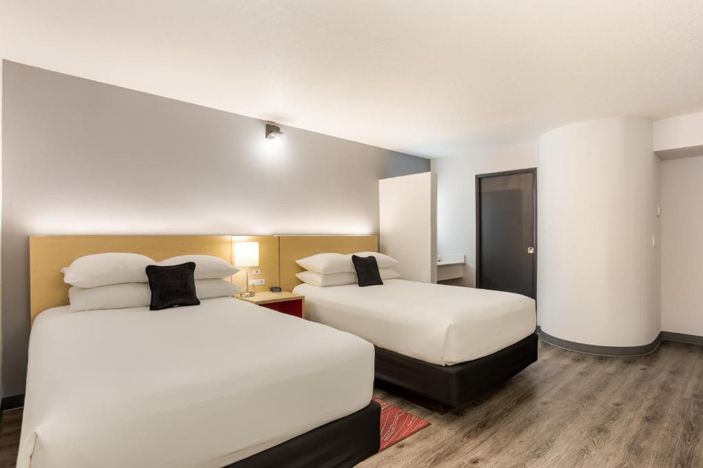Red Lion Inn & Suites Jerome - image 7