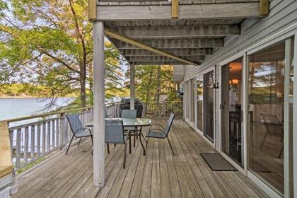 Waterfront House with Dock and Deck on Little Bear Lake - image 15