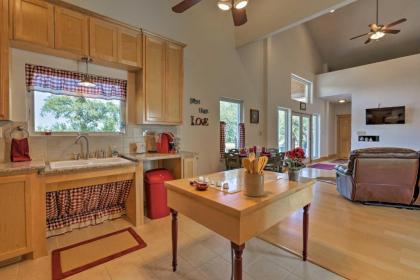 Rustic Johnson City Home with Hot Tub-2 Miles to Town - image 12