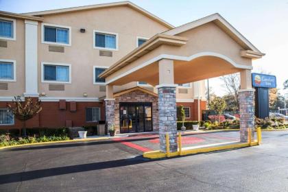 Comfort Inn North Joliet - image 1