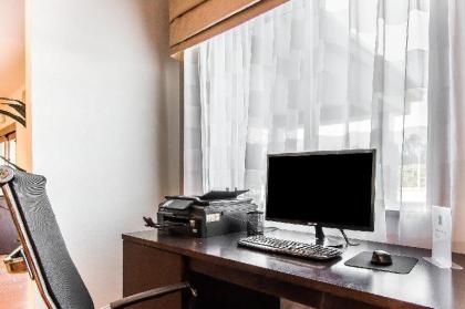 Sleep Inn Jonesboro - image 8