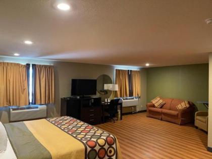 Super 8 by Wyndham Joplin Joplin Missouri