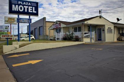 Plaza Motel