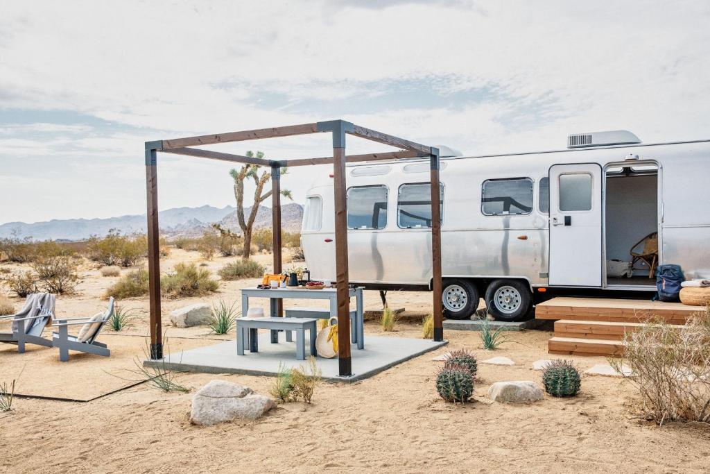 AutoCamp Joshua Tree - image 6