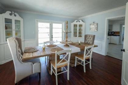 Apple Tree Inn - image 10