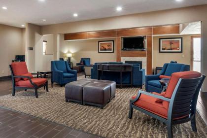 Comfort Inn & Suites Junction City - image 21