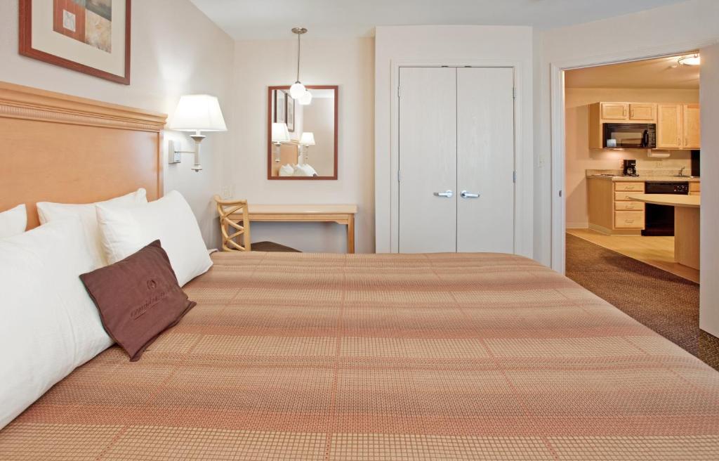 Candlewood Suites Junction City - Ft. Riley an IHG Hotel - image 5