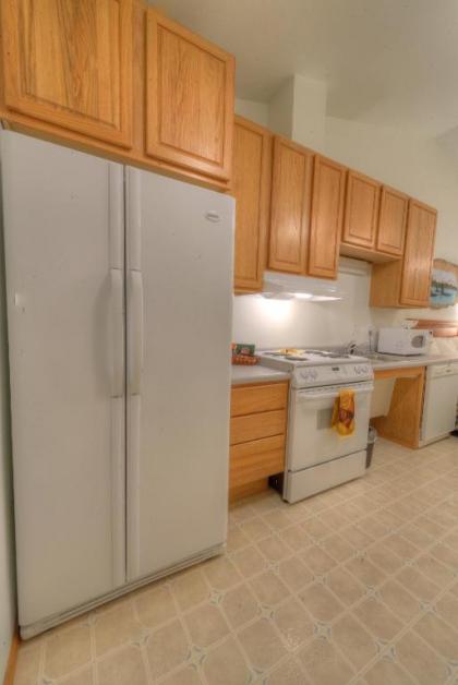 Frontier Suites Hotel in Juneau - image 14