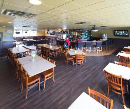 Ramada by Wyndham Juneau - image 15