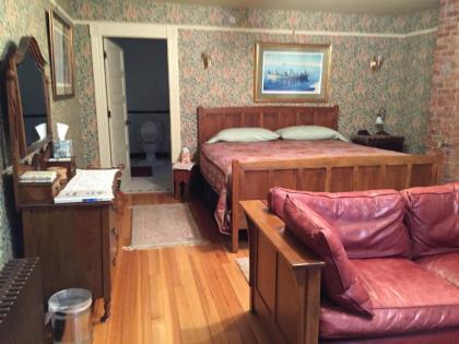 Alaska's Capital Inn Bed and Breakfast - image 15