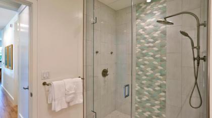 Maui Westside Presents - Luana Garden Villas 15D - image 13